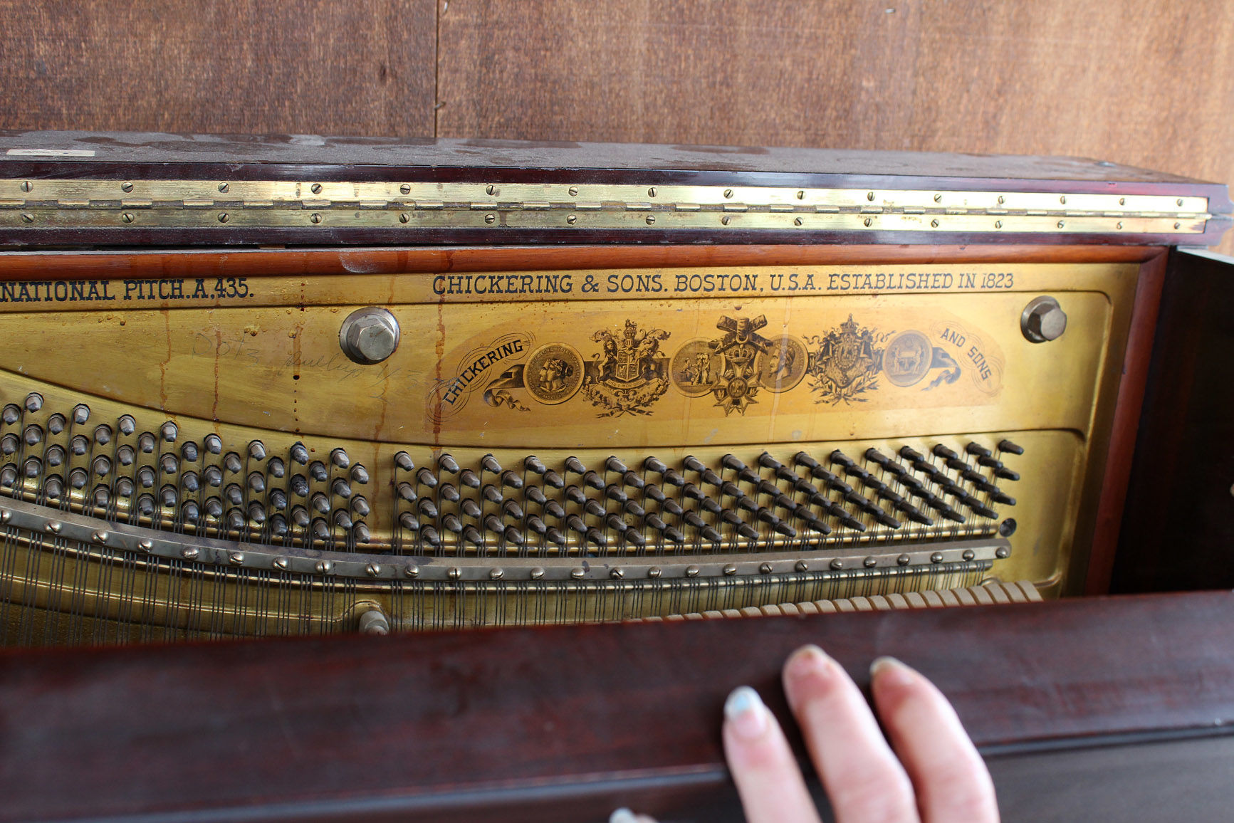 Darby Piano under the lid